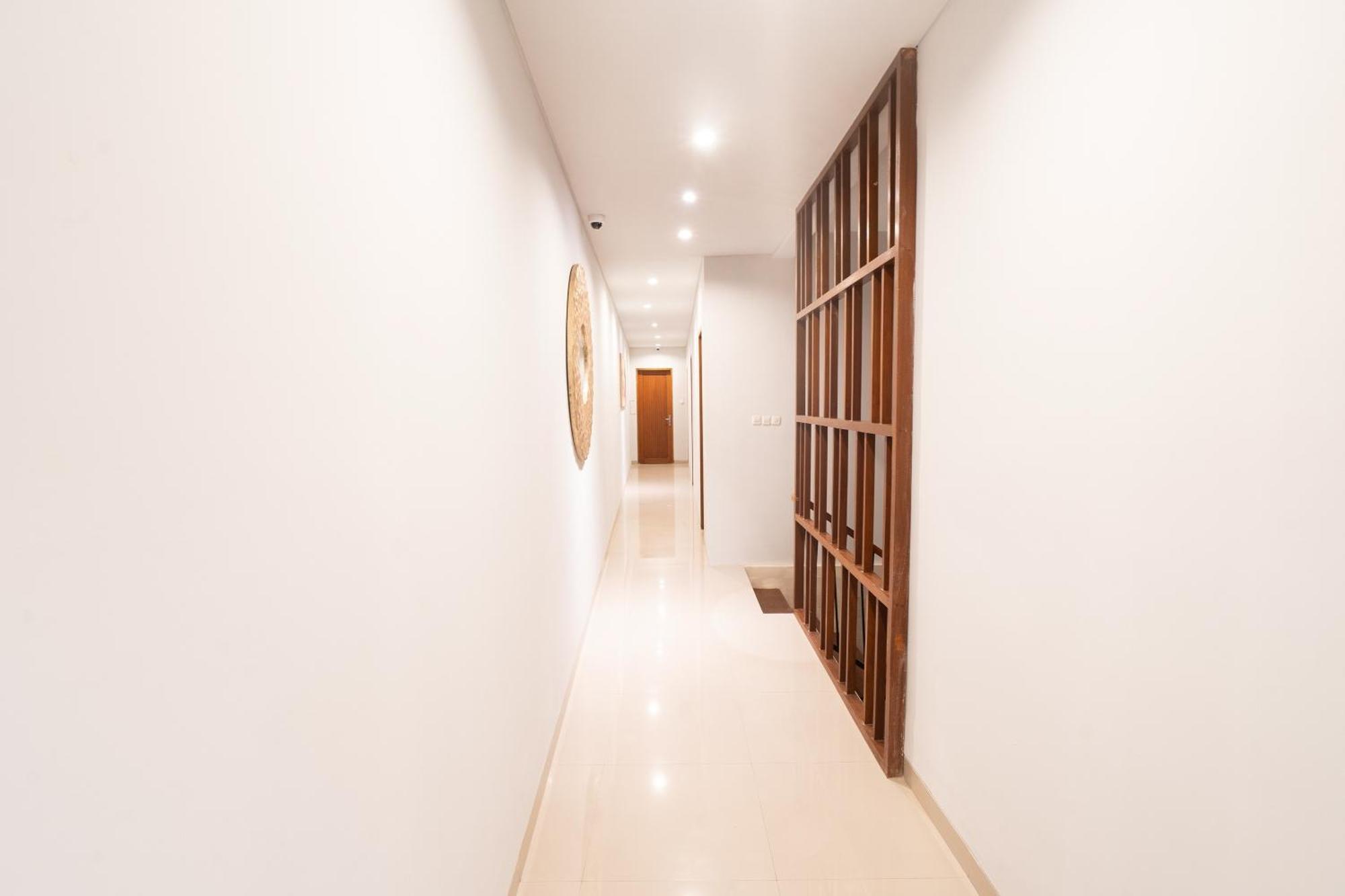 Mahesa Suites Seminyak Buitenkant foto