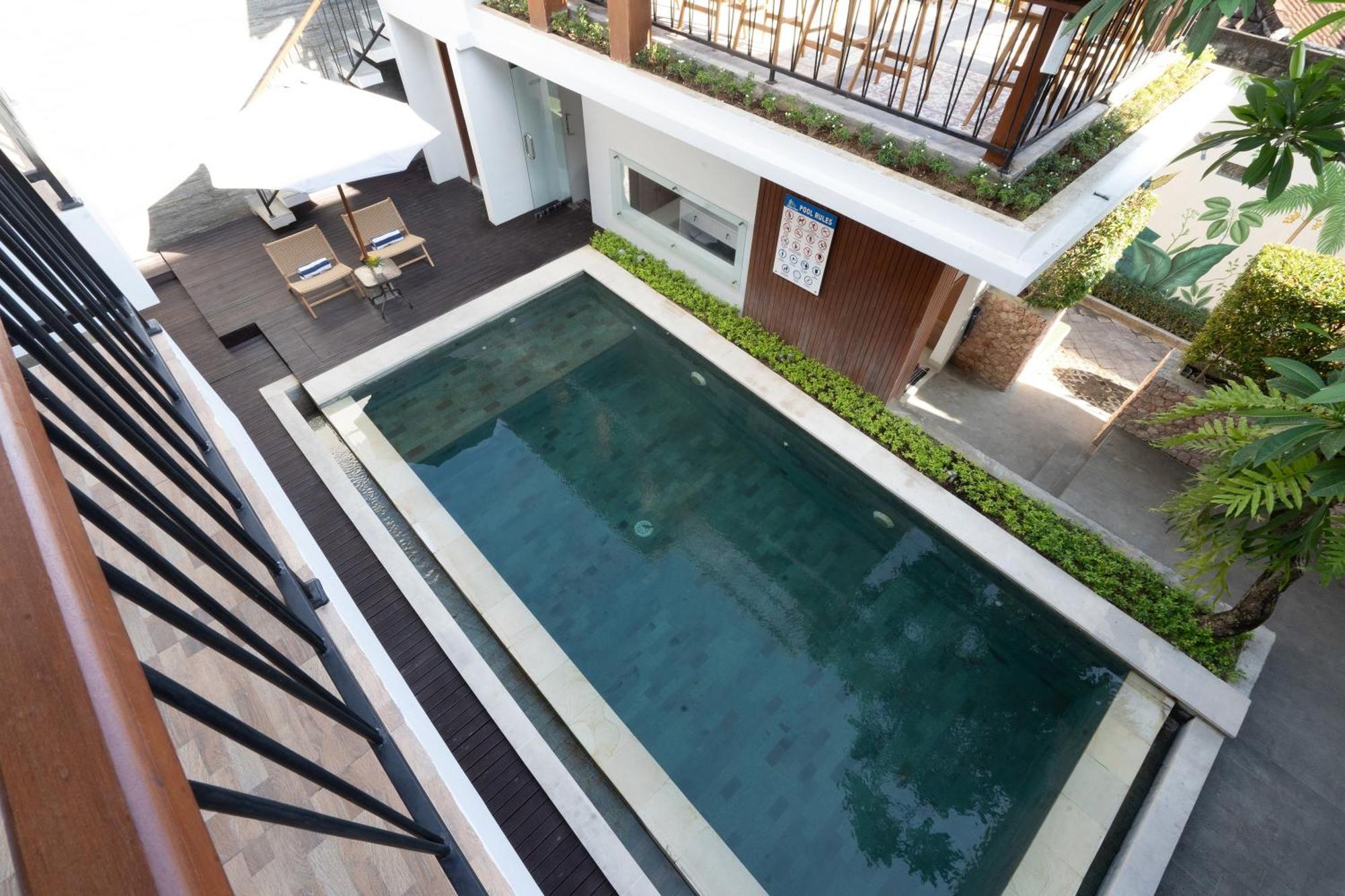 Mahesa Suites Seminyak Buitenkant foto