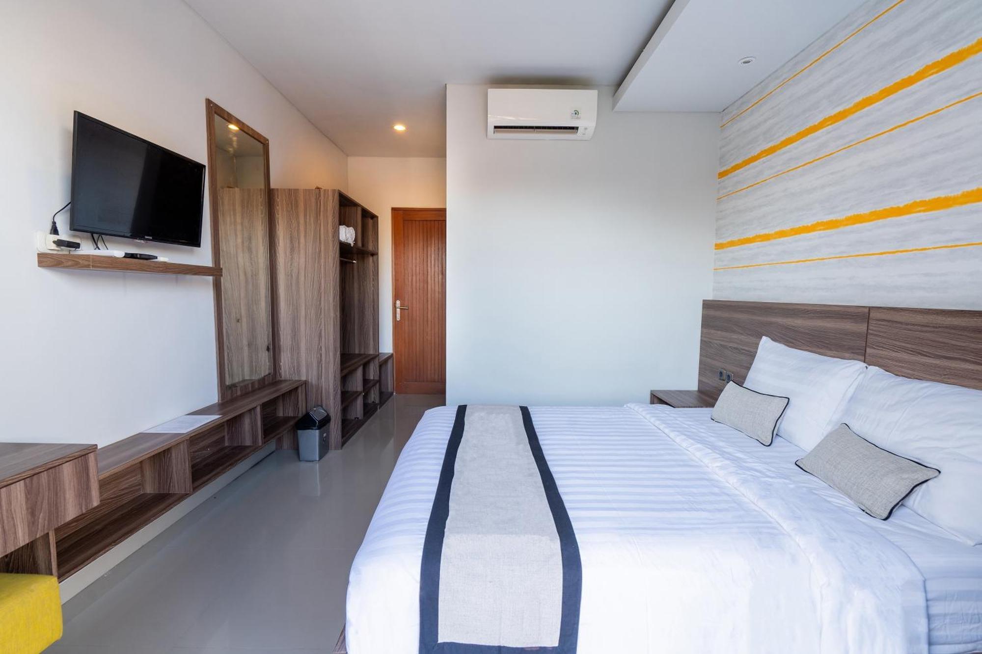 Mahesa Suites Seminyak Buitenkant foto