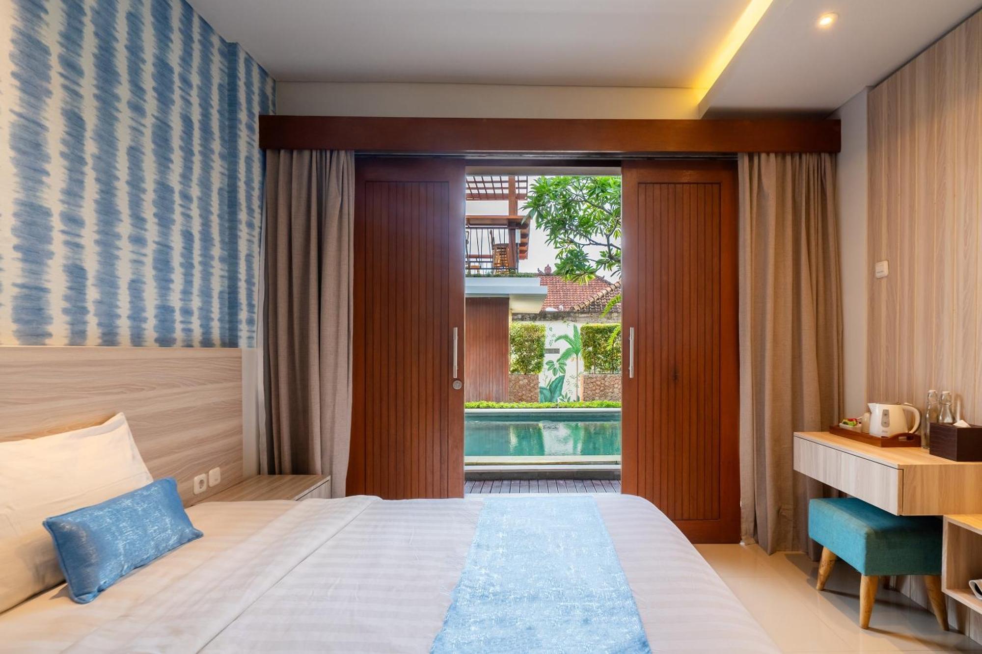 Mahesa Suites Seminyak Buitenkant foto