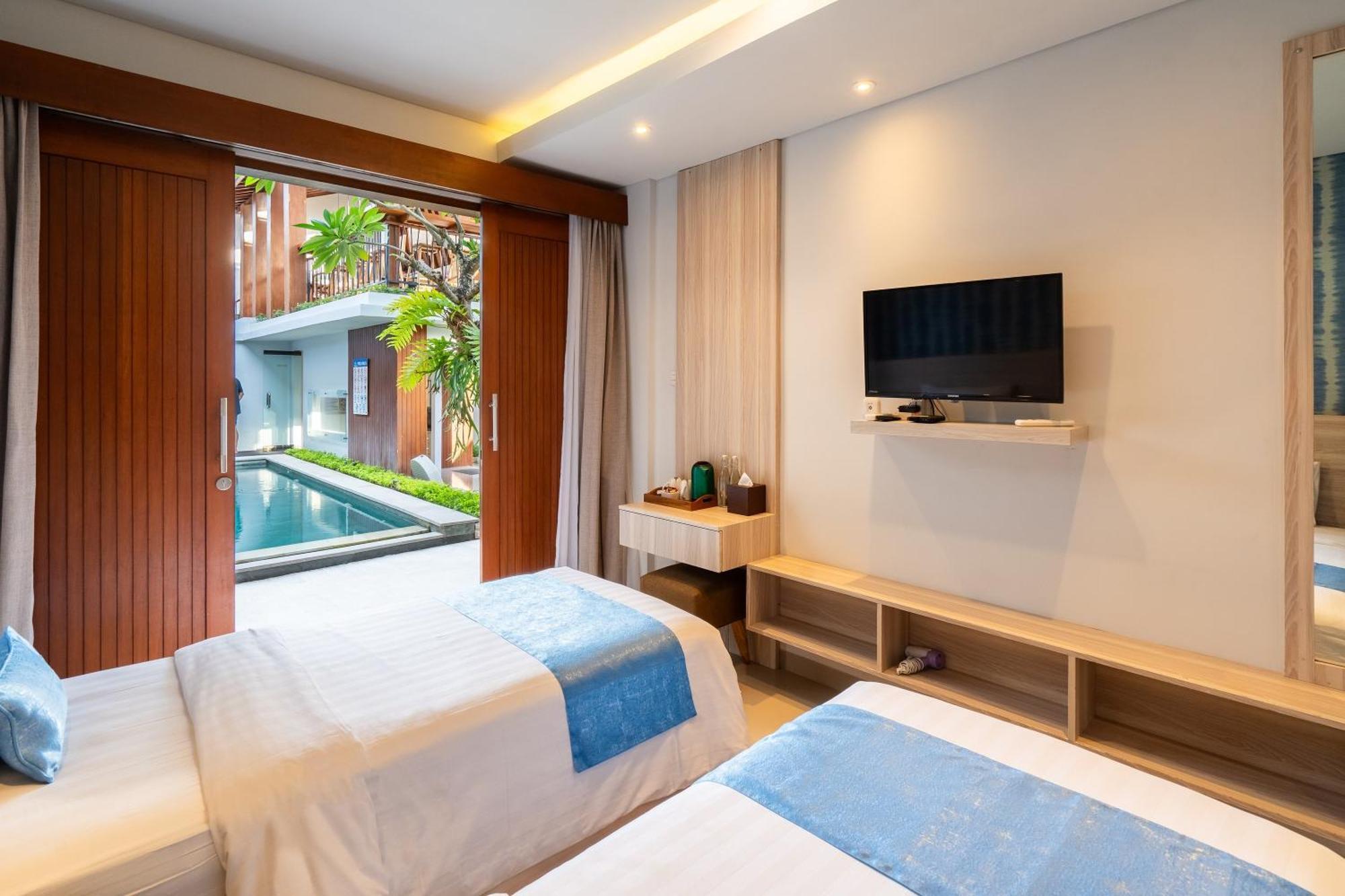 Mahesa Suites Seminyak Buitenkant foto