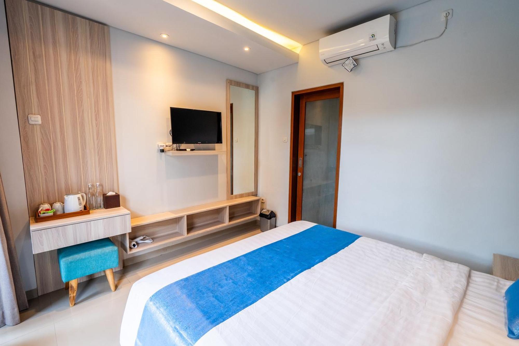 Mahesa Suites Seminyak Buitenkant foto